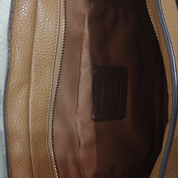 Coach Tote Purse - Picture 6 of 13